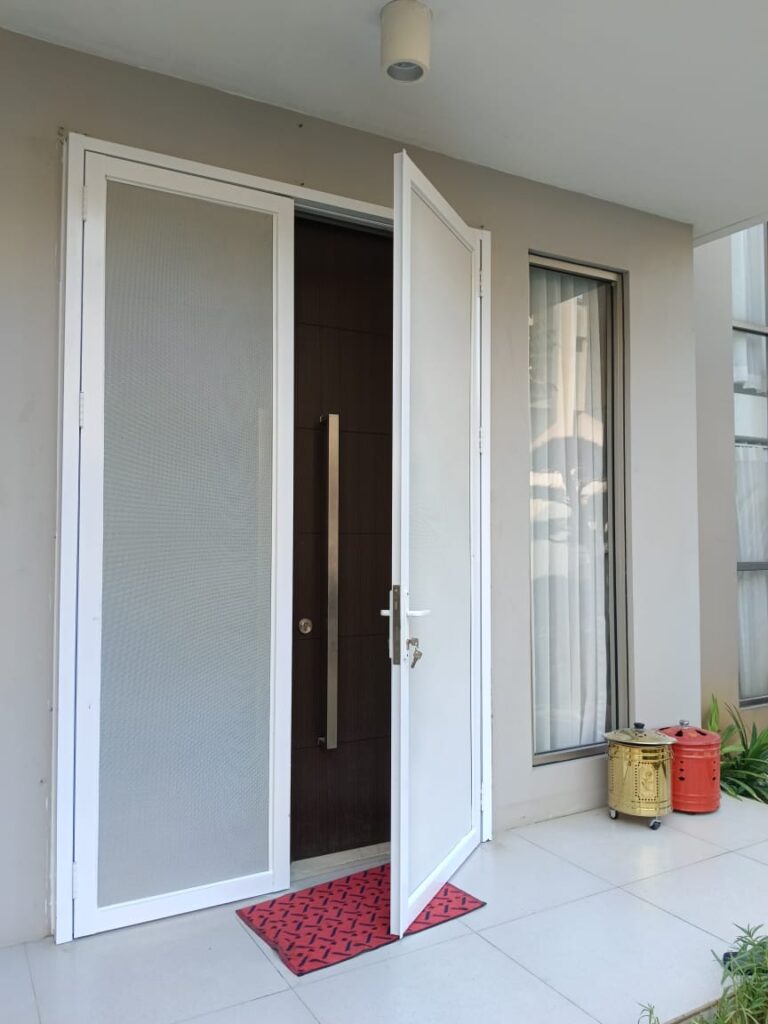 Pintu Kassa Nyamuk Aluminium